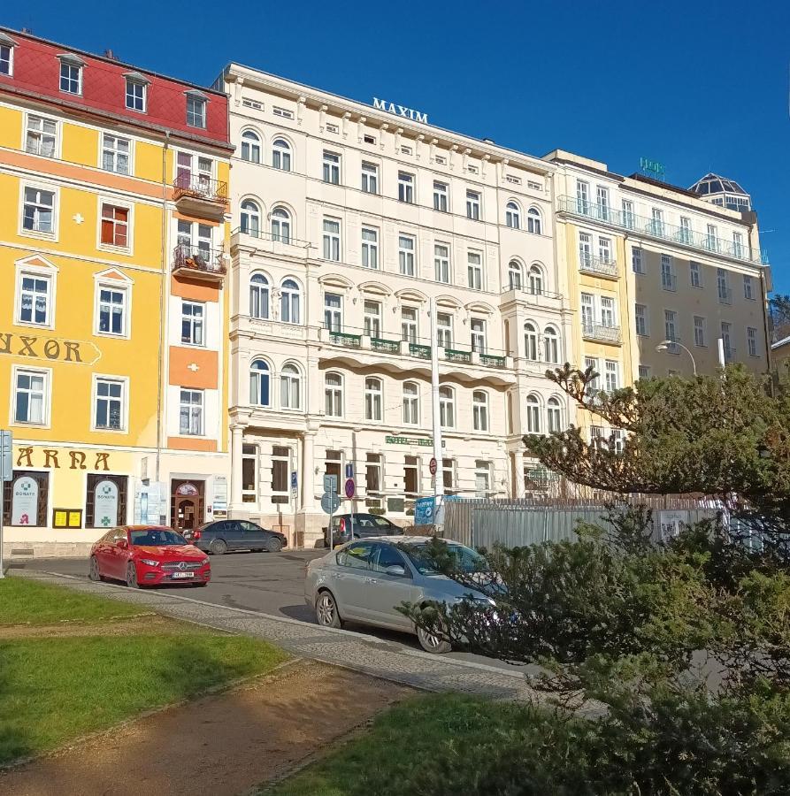 Hotel Maxim Mariánské Lázně Esterno foto