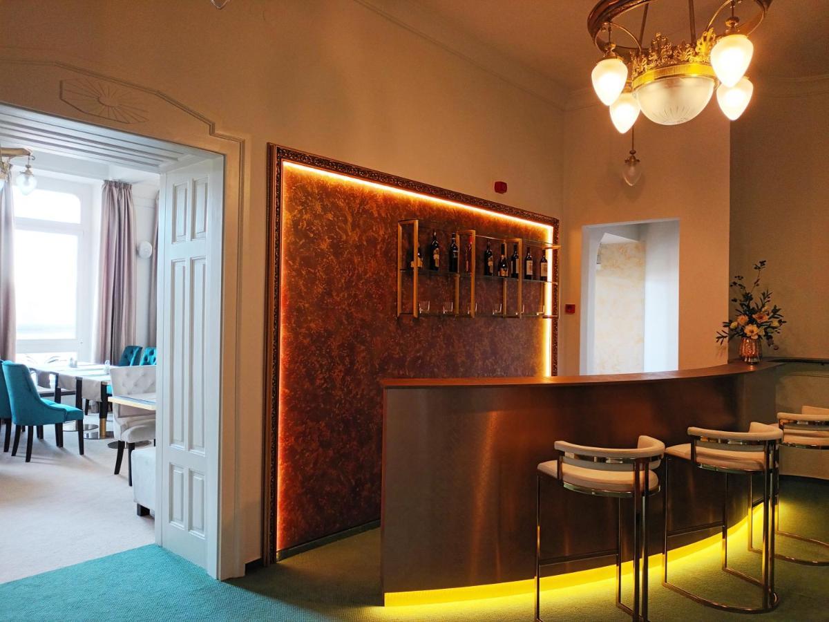 Hotel Maxim Mariánské Lázně Esterno foto