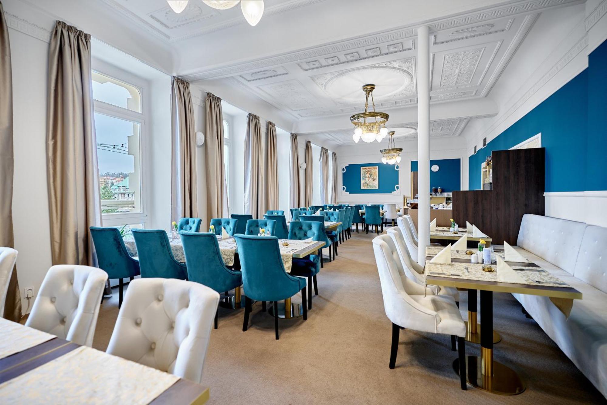 Hotel Maxim Mariánské Lázně Esterno foto